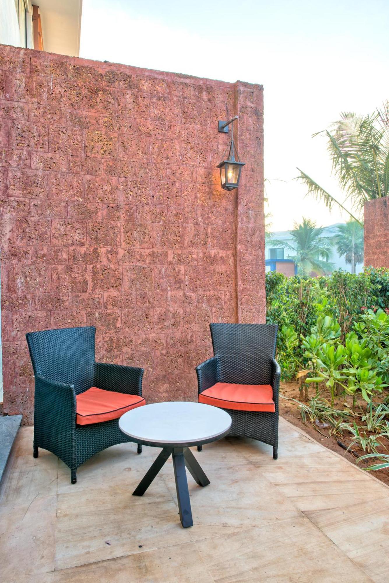 Azaya Beach Resort Goa Benaulim Exterior photo