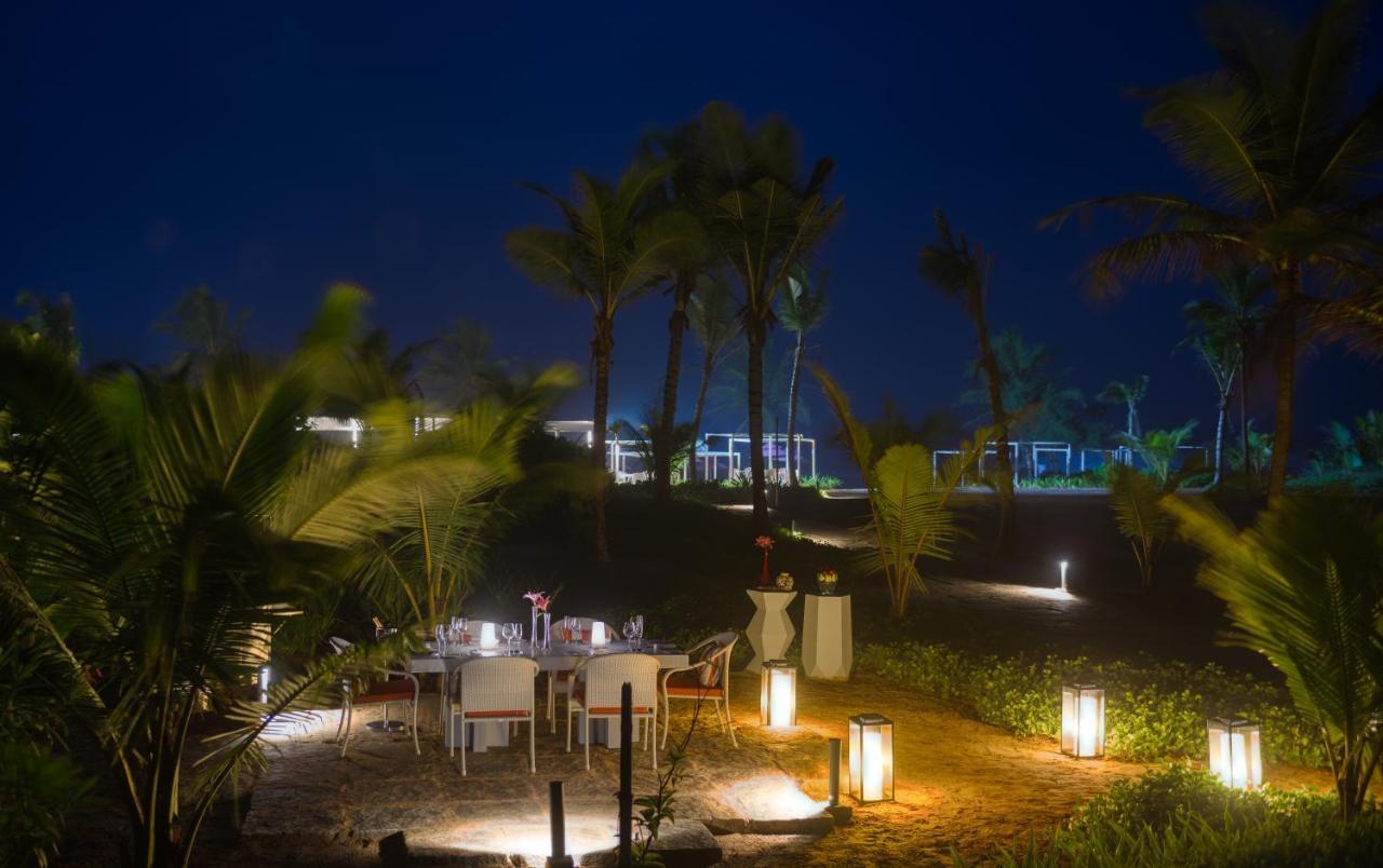 Azaya Beach Resort Goa Benaulim Exterior photo
